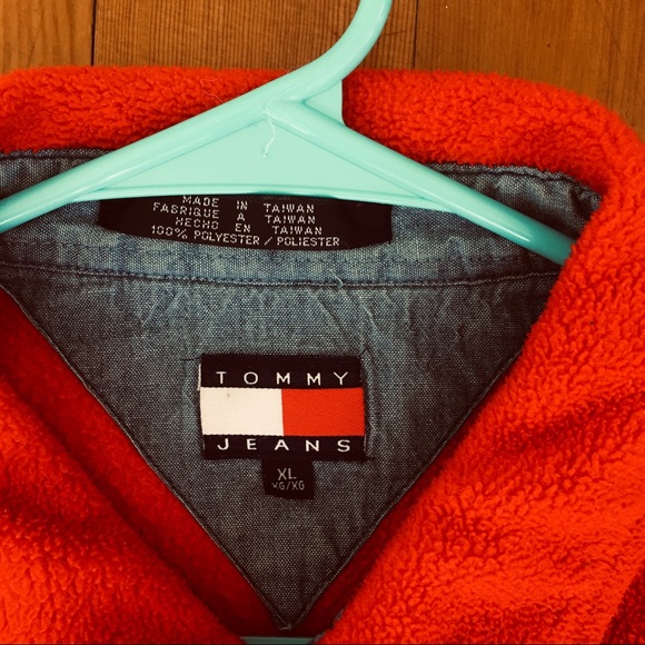 VINTAGE Tommy Hilfiger Polyester Jacket - Picture 2 of 6